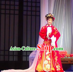 Chinese Shaoxing Opera The Peacocks Fly To The Southeast Hua Tan Red Dress Yue Opera Apparels Garment Wedding Costumes and Headpieces