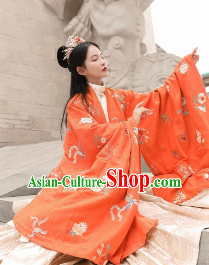 Chinese Traditional Ming Dynasty Noble Female Historical Costumes Ancient Court Princess Embroidered Hanfu Dress Apparels for Women
