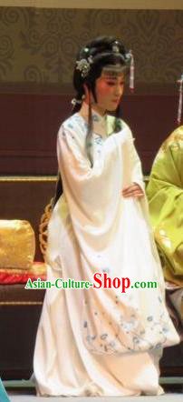 Chinese Ping Opera Noble Lady Lin Daiyu Apparels Costumes and Headpieces Baoyu and Daiyu Traditional Pingju Opera Hua Tan White Dress Garment