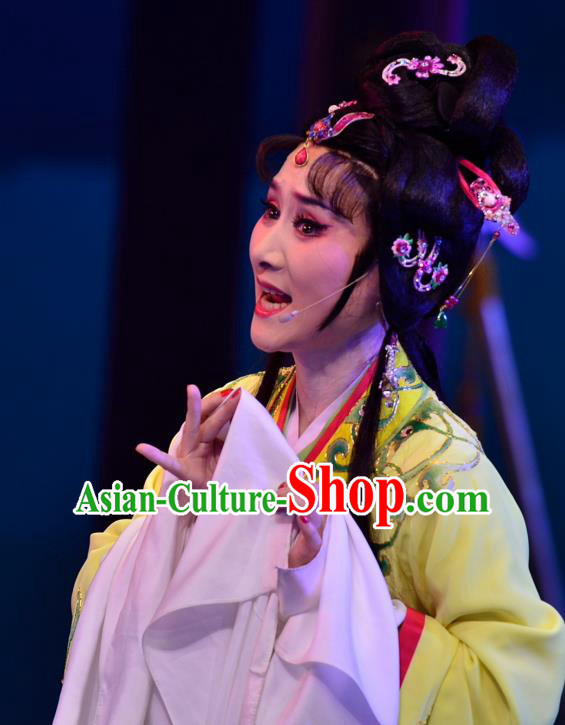 Chinese Shaoxing Opera Actress Diao Chan Apparels Yue Opera Hua Tan Costumes Young Beauty Yellow Hanfu Dress Garment and Headpieces