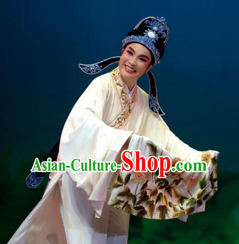 Lions Roar Chinese Yue Opera Young Male Costumes and Headwear Shaoxing Opera Scholar Chen Zao Garment Apparels White Robe