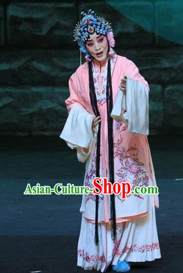 Chinese Beijing Opera Young Female Li Qianjun Apparels Costumes and Headdress On A Wall and Horse Traditional Peking Opera Dress Actress Garment