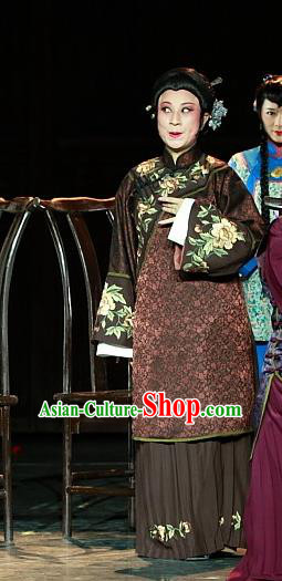 Chinese Beijing Opera Laodan Garment Luo Mei Yin Costumes and Hair Accessories Traditional Peking Opera Rich Dame Dress Elderly Female Apparels