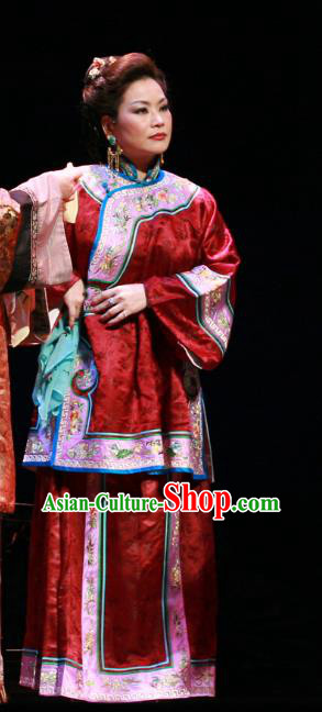 Chinese Beijing Opera Rich Dame Garment Costumes and Hair Accessories Traditional Peking Opera The Golden Cangue Dowager Dress Elderly Female Apparels