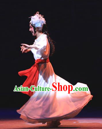 Chinese Beijing Opera Actress Ai Liya Apparels Costumes and Headpieces Traditional Peking Opera Love Bell Tower Hua Tan White Dress Garment