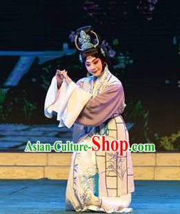 Chinese Beijing Opera Actress Apparels Costumes and Headpieces Mei Lan Ni Chang Traditional Peking Opera Imperial Consort Yang Dress Garment