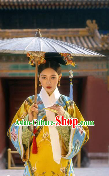 Chinese Traditional Qing Dynasty Manchu Lady Apparels Imperial Consort Historical Costumes Ancient Court Woman Hanfu Dress and Headpieces Complete Set