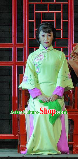 Chinese Jin Opera Actress Song Lian Garment Costumes and Headdress Red Lantern Traditional Shanxi Opera Young Female Apparels Diva Green Dress