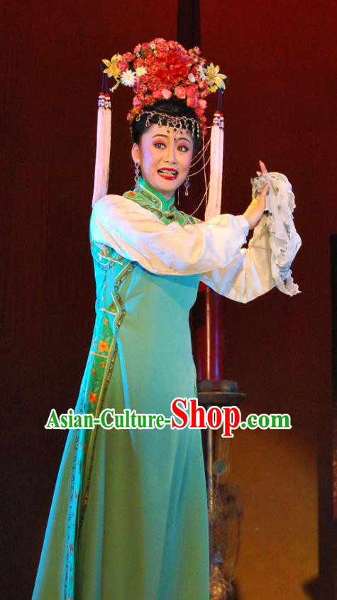 Chinese Beijing Opera Diva Wu Yunzhu Garment Costumes and Headdress Shao Nian Tian Zi Traditional Qu Opera Qing Dynasty Imperial Consort Apparels Actress Green Dress
