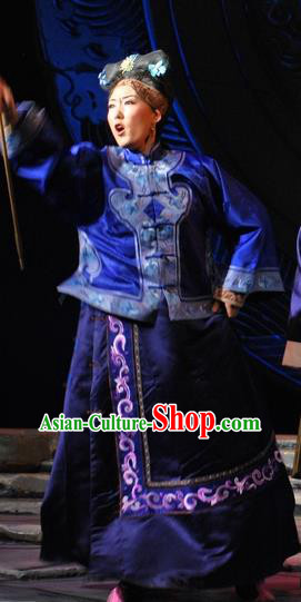 Chinese Beijing Opera Elderly Female Garment Costumes and Headdress Under the Red Banner Traditional Qu Opera Dame Apparels Pantaloon Dress