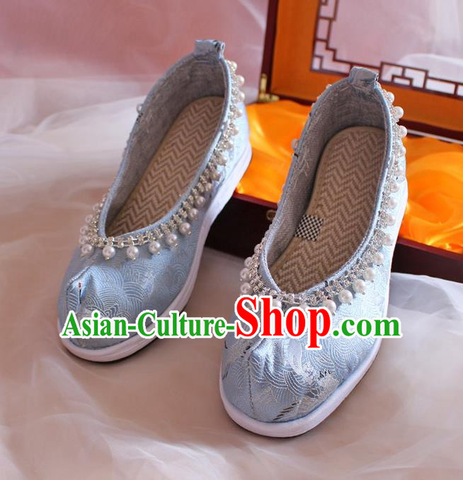 Chinese Handmade Light Blue Satin Shoes Traditional Pearls Hanfu Shoes Women Embroidered Shoes Ancient Princess Wedding Shoes