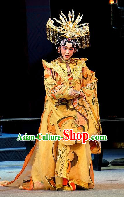 Chinese Han Opera Empress Garment Costumes and Headdress You Meng Yi Guan Traditional Hubei Hanchu Opera Hua Tan Apparels Queen Fan Ji Dress