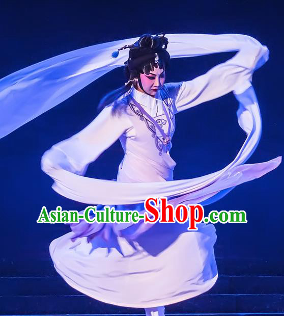 Chinese Cantonese Opera Young Female Garment The Romance of Hairpin Costumes and Headdress Traditional Guangdong Opera Actress Apparels Diva Qian Yulian Dress