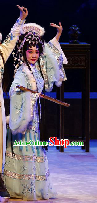 Chinese Cantonese Opera Female Swordsman Jiang Yunxia Garment General Ma Chao Costumes and Headdress Traditional Guangdong Opera Hua Tan Apparels Young Woman Dress