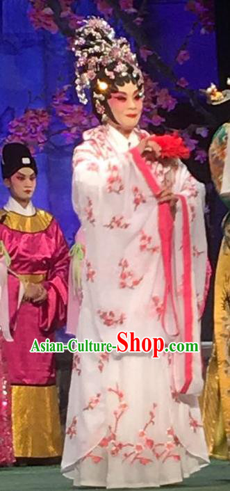 Chinese Cantonese Opera Young Female Garment Story of the Violet Hairpin Costumes and Headdress Traditional Guangdong Opera Diva Huo Xiaoyu Apparels Actress White Dress