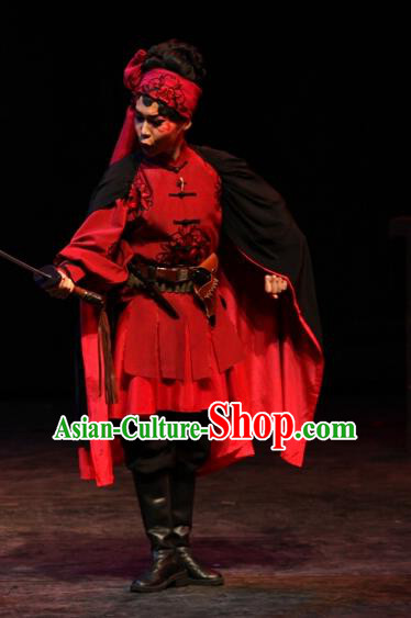 Chinese Cantonese Opera Martial Female Garment The Watchtower Costumes and Headdress Traditional Guangdong Opera Woman Robber Apparels Dan Yanying Dress