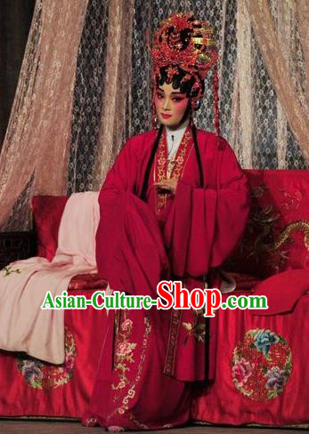 Chinese Cantonese Opera Diva Garment Fan Lihua Return Tang Costumes and Headdress Traditional Guangdong Opera Hua Tan Apparels Bride Wedding Dress