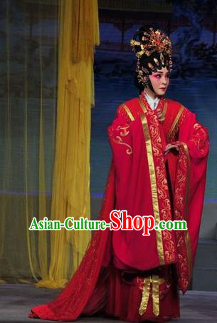 Chinese Cantonese Opera Queen Zhen Yuchan Garment Luo Shui Qing Meng Costumes and Headdress Traditional Guangdong Opera HuaTan Apparels Imperial Consort Dress