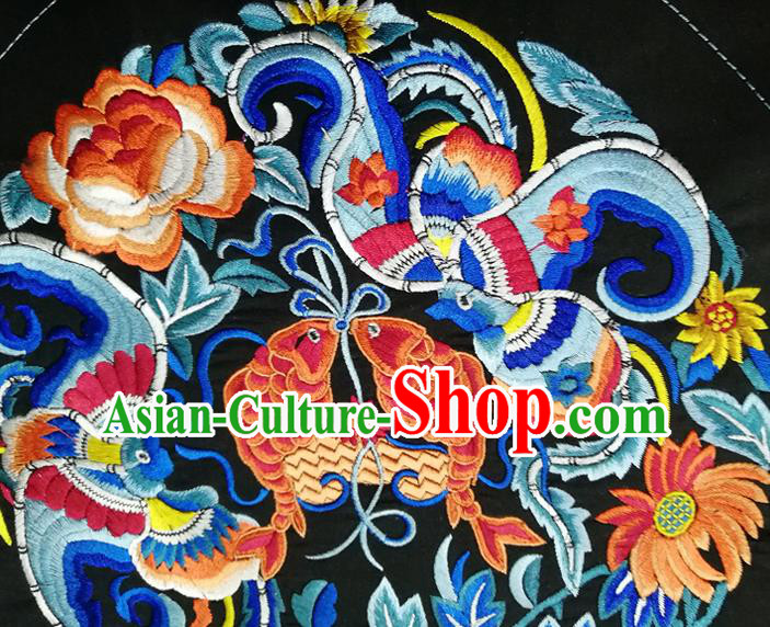 Chinese Traditional Embroidered Goldfish Flowers Pattern Cloth Patch Decoration Embroidery Craft Embroidered Accessories