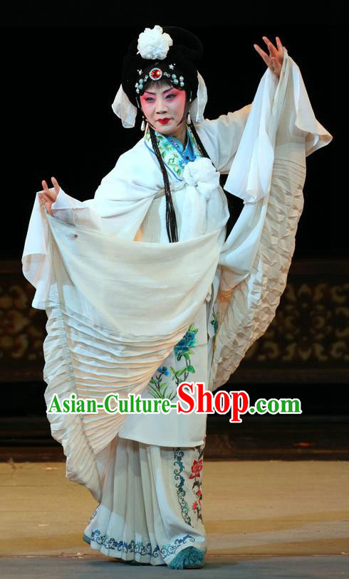 Chinese Sichuan Opera Highlights Distress Maiden Garment Costumes and Headdress En Chou Ji Traditional Peking Opera Tsing Yi Dress Actress Bu Qiaozhen Apparels