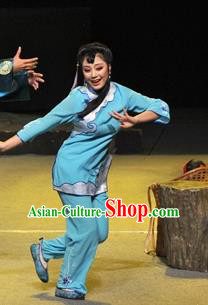 Chinese Sichuan Highlights Opera Village Woman Garment Costumes and Headdress Jin Zi Traditional Peking Opera Young Female Dress Diva Apparels