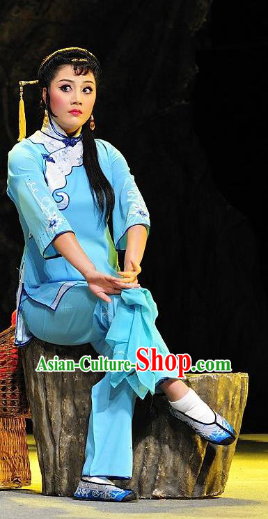 Chinese Sichuan Highlights Opera Village Woman Garment Costumes and Headdress Jin Zi Traditional Peking Opera Young Female Dress Diva Apparels