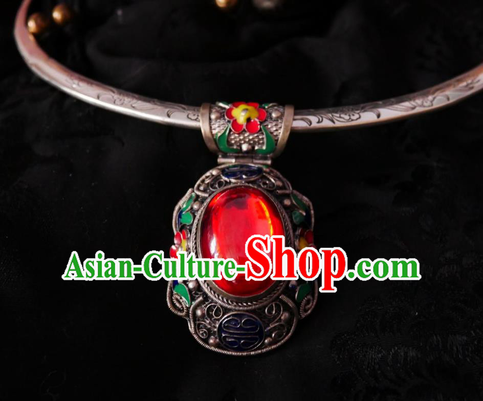 Chinese Handmade Red Stone Necklace Traditional Hanfu Jewelry Accessories Cloisonne Silver Necklet for Women