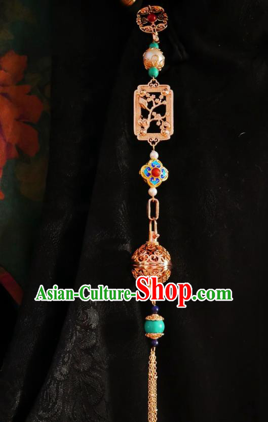 Chinese Classical Carving Plum Brooch Traditional Hanfu Cheongsam Accessories Handmade Golden Sachet Tassel Breastpin Pendant for Women