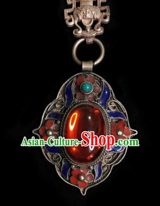 Chinese Classical Cloisonne Brooch Traditional Hanfu Cheongsam Accessories Handmade Red Breastpin Pendant for Women