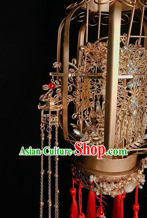 Handmade Chinese Wedding Prop Golden Lantern Top Grade Bride Accessories Photography Portable Lamp for Women