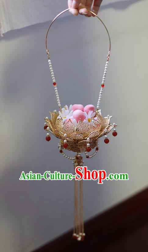 Top Grade Chinese Classical Lotus Lantern Accessories Handmade Ancient Bride Pearls Portable Lamp for Women