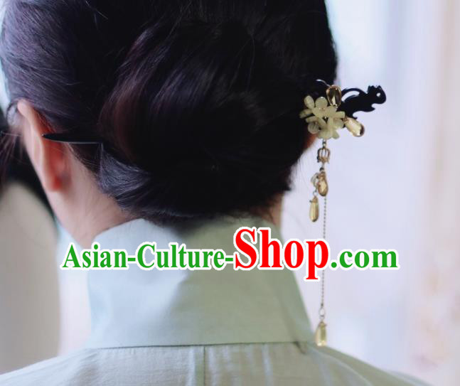 Handmade Chinese Classical Fragrans Hair Clip Traditional Hair Accessories Ancient Hanfu Tassel Ebony Hairpins for Women