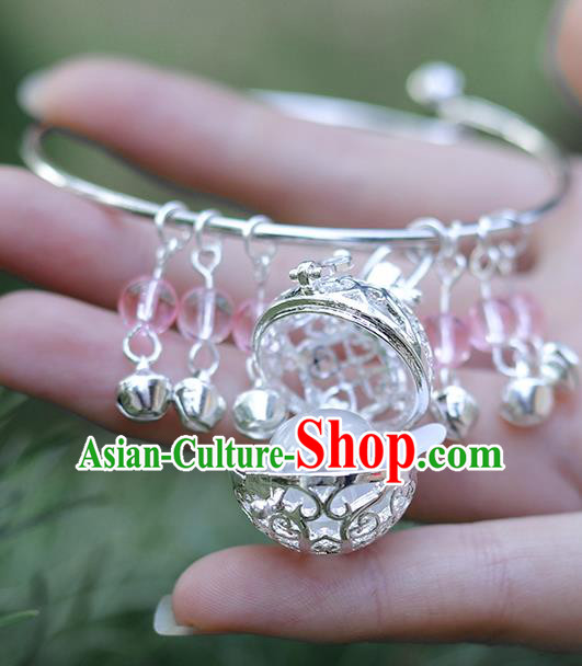 Top Grade Chinese Classical Jewelry Accessories Handmade Ancient Hanfu Argent Bells Tassel Sachet Bracelet for Women