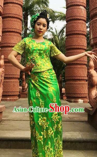 Chinese Dai Nationality Embroidered Outfit Costumes Traditional Dai Ethnic Folk Dance Green Blouse and Straight Skirt Full Set