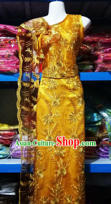 Traditional Chinese Dai Nationality Golden Sleeveless Blouse and Straight Skirt Outfit Dai Ethnic Dance Costumes with Tippet Veil