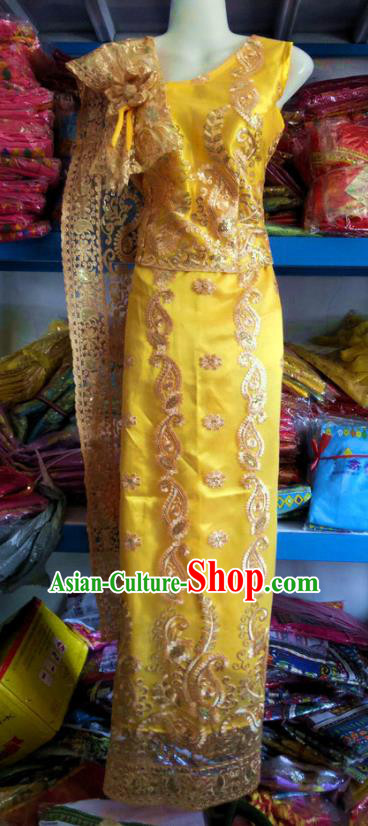 Traditional Chinese Dai Nationality Yellow Sleeveless Blouse and Straight Skirt Outfit Dai Ethnic Dance Costumes with Tippet Veil