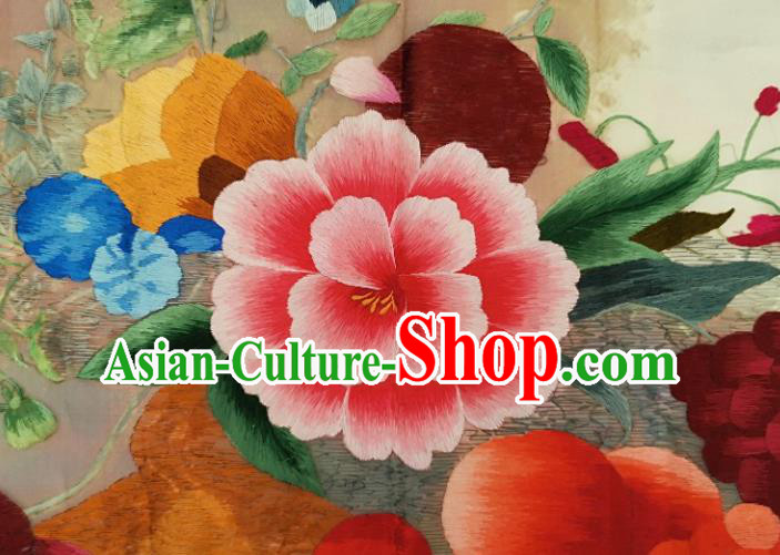 Chinese Traditional Embroidered Decorative Painting Handmade Embroidery Craft Embroidering Flowers Cloth Picture