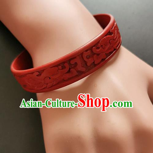 Chinese Traditional Handmade Carving Dragon Craft Black Lacquerware Bracelet Accessories