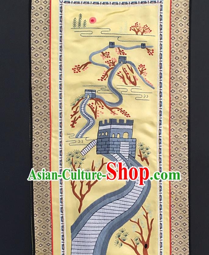 Chinese National Embroidered Yellow Paintings Traditional Handmade Embroidery Great Wall Craft Decorative Silk Picture