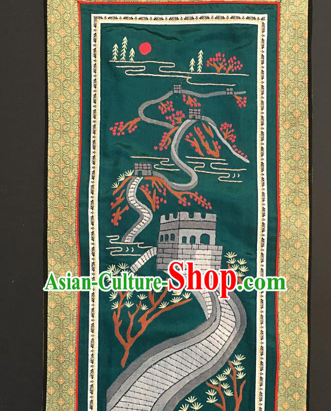 Chinese National Embroidered Deep Green Paintings Traditional Handmade Embroidery The Great Wall Craft Decorative Silk Picture