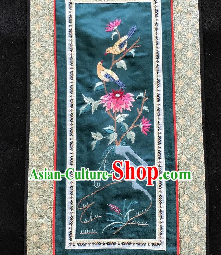 Chinese National Embroidered Chrysanthemum Bird Paintings Traditional Handmade Embroidery Decorative Dark Green Silk Picture Craft
