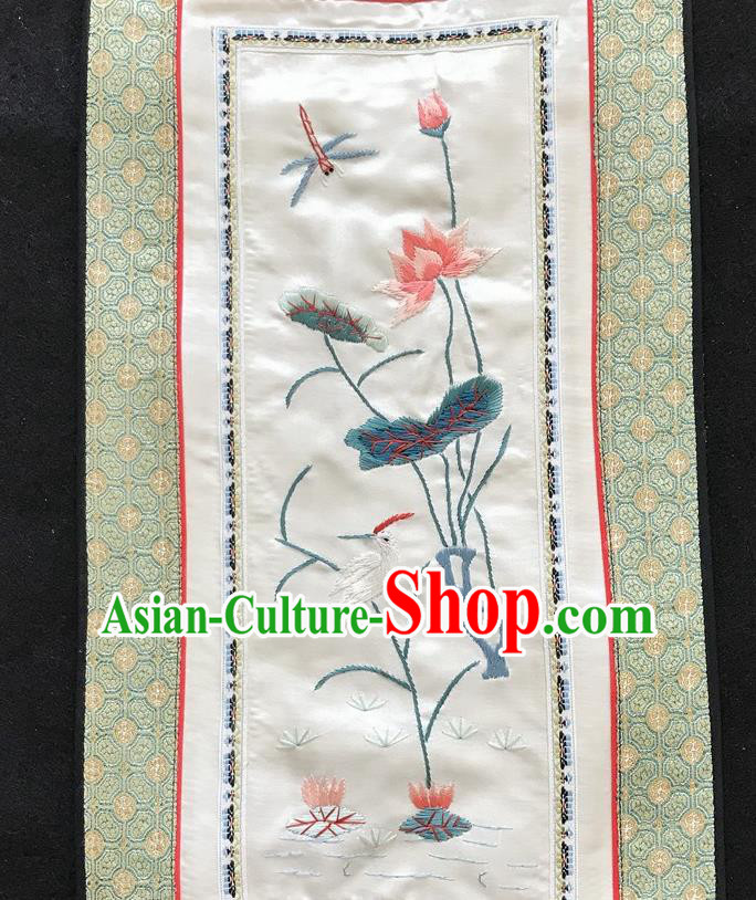 Chinese National Embroidered Dragonfly Lotus Paintings Traditional Handmade Embroidery Decorative White Silk Picture Craft
