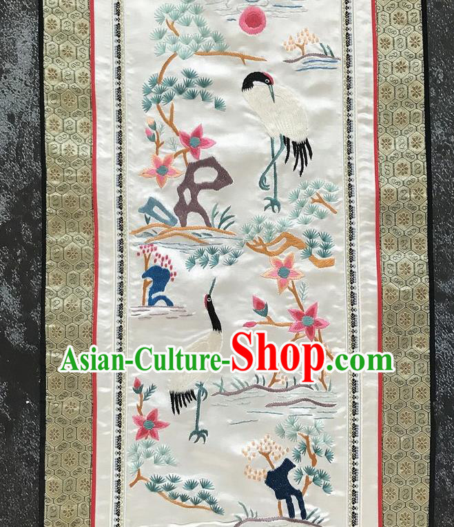 Chinese National Embroidered Pine Cranes White Silk Paintings Traditional Handmade Embroidery Decorative Picture Craft