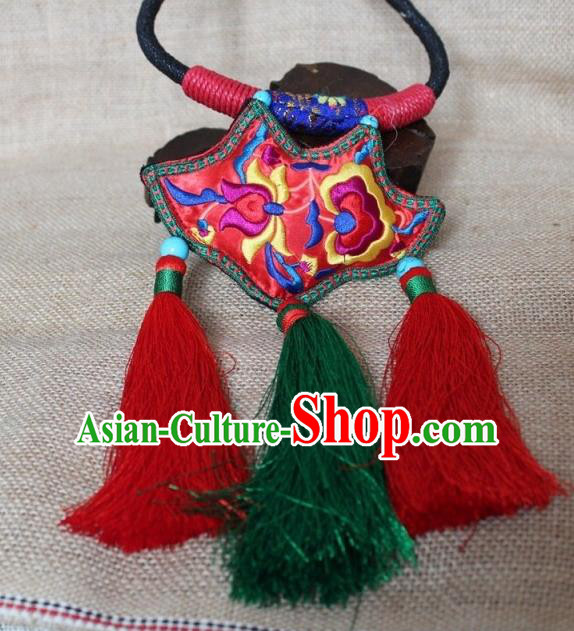 Chinese Handmade Miao Ethnic Embroidered Necklet Accessories Traditional Minority Tassel Necklace for Women