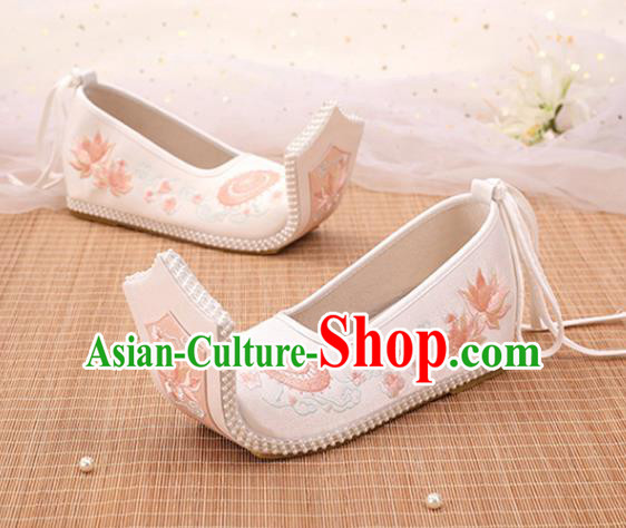 Chinese Ancient Court Women Pearls Shoes White Embroidered Shoes Princess Satin Shoes Handmade Shoes Embroidery Lotus Palace Lady Shoes