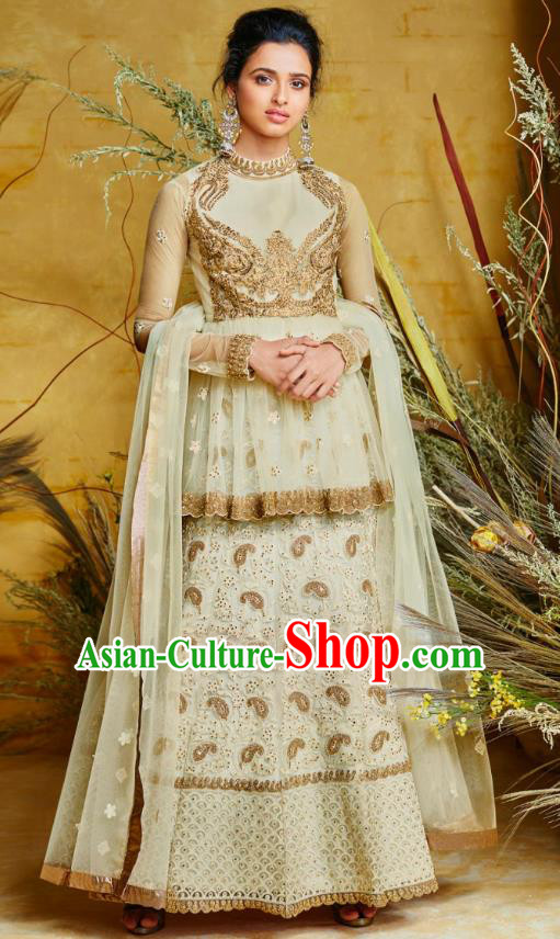 Asian India National Bollywood Punjab Costumes Asia Indian Traditional Dance Embroidered Apricot Crepe Blouse and Skirt Sari Full Set