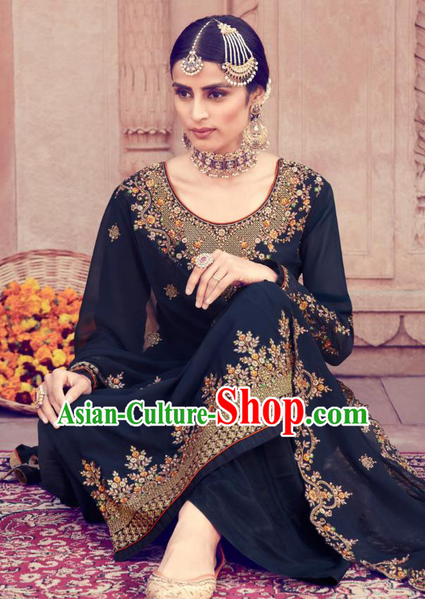 Asian India Traditional Punjab Suits Costumes Asia Indian National Embroidered Navy Georgette Long Blouse and Loose Pants Shawl Complete Set