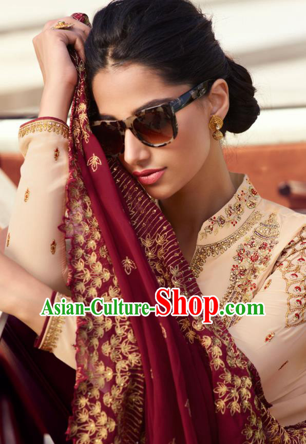 Asian India Traditional Informal Costumes Asia Indian National Punjab Suits Orange Satin Blouse Shawl and Maroon Loose Pants for Rich Woman