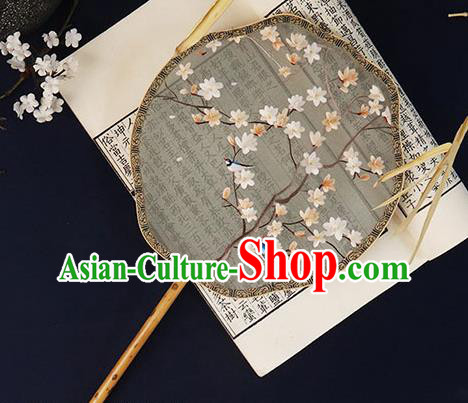 China Traditional Court Grey Silk Fan Handmade Bride Hanfu Fan Embroidered Mangnolia Palace Fan