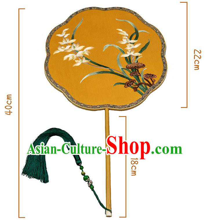 China Classical Yellow Silk Hanfu Fan Handmade Wedding Palace Fan Traditional Embroidered Orchids Fan